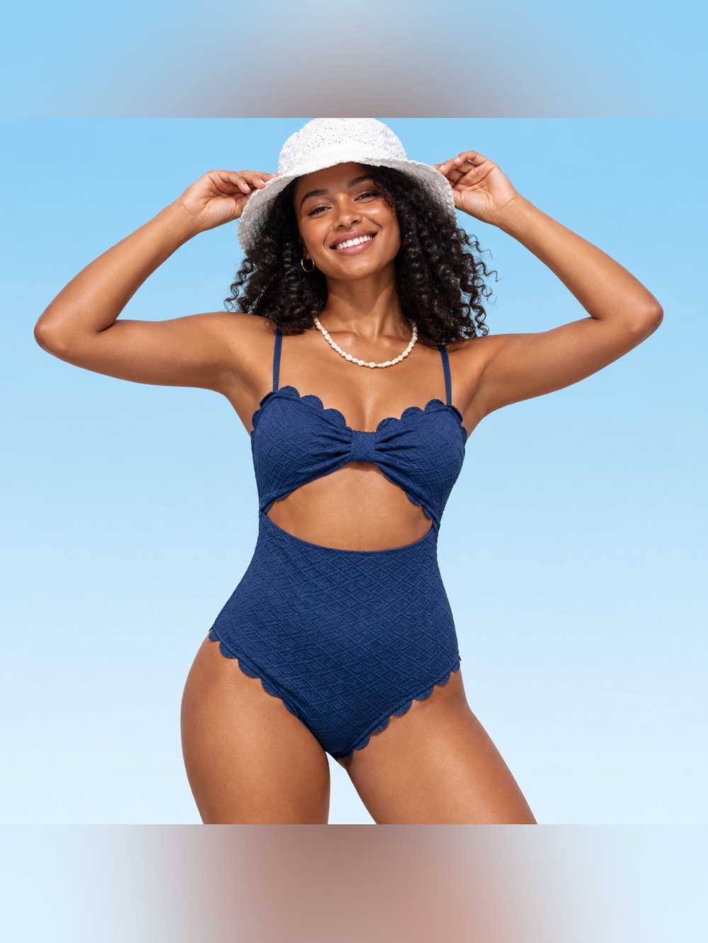 CUPSHE Women’s Cutout Scallop One Piece Swimsuit Blue Size M